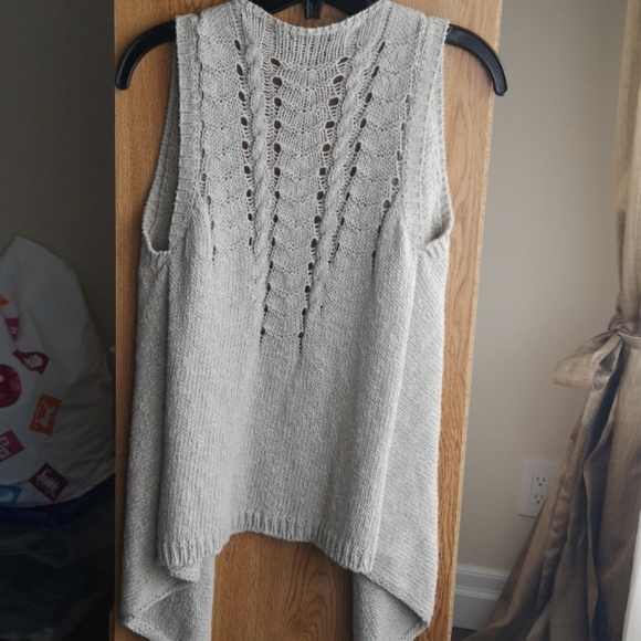 Massimo Dutti cotton-linen knit drape front vest - Picture 2 of 9